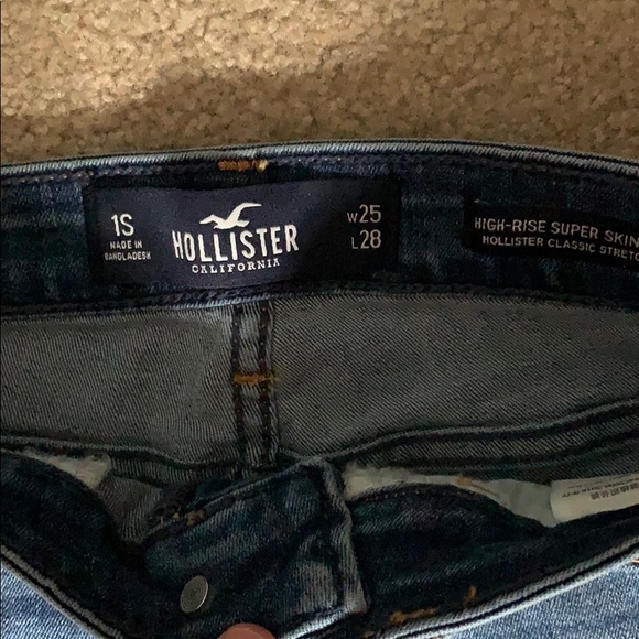 Hollister high-rise super skinny jeans - Picture 3 of 4